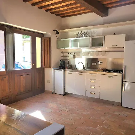Davanti Al Porto Romano Apartment